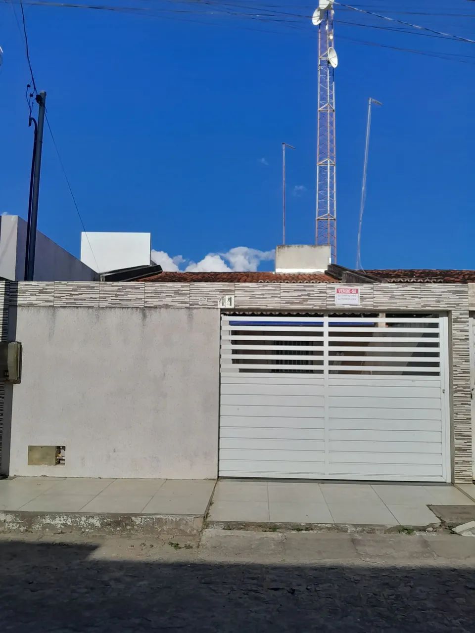 Vende-se casa no Centro de Nossa Senhora das Dores-SE