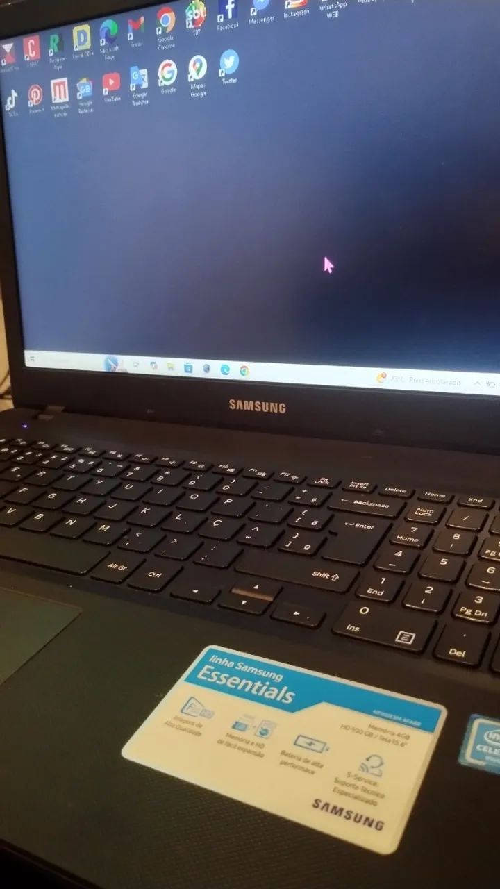 Notebook Samsung NP300E5M 15,6 pol 4GB Ram Processador Intel Celeron - Foto 5