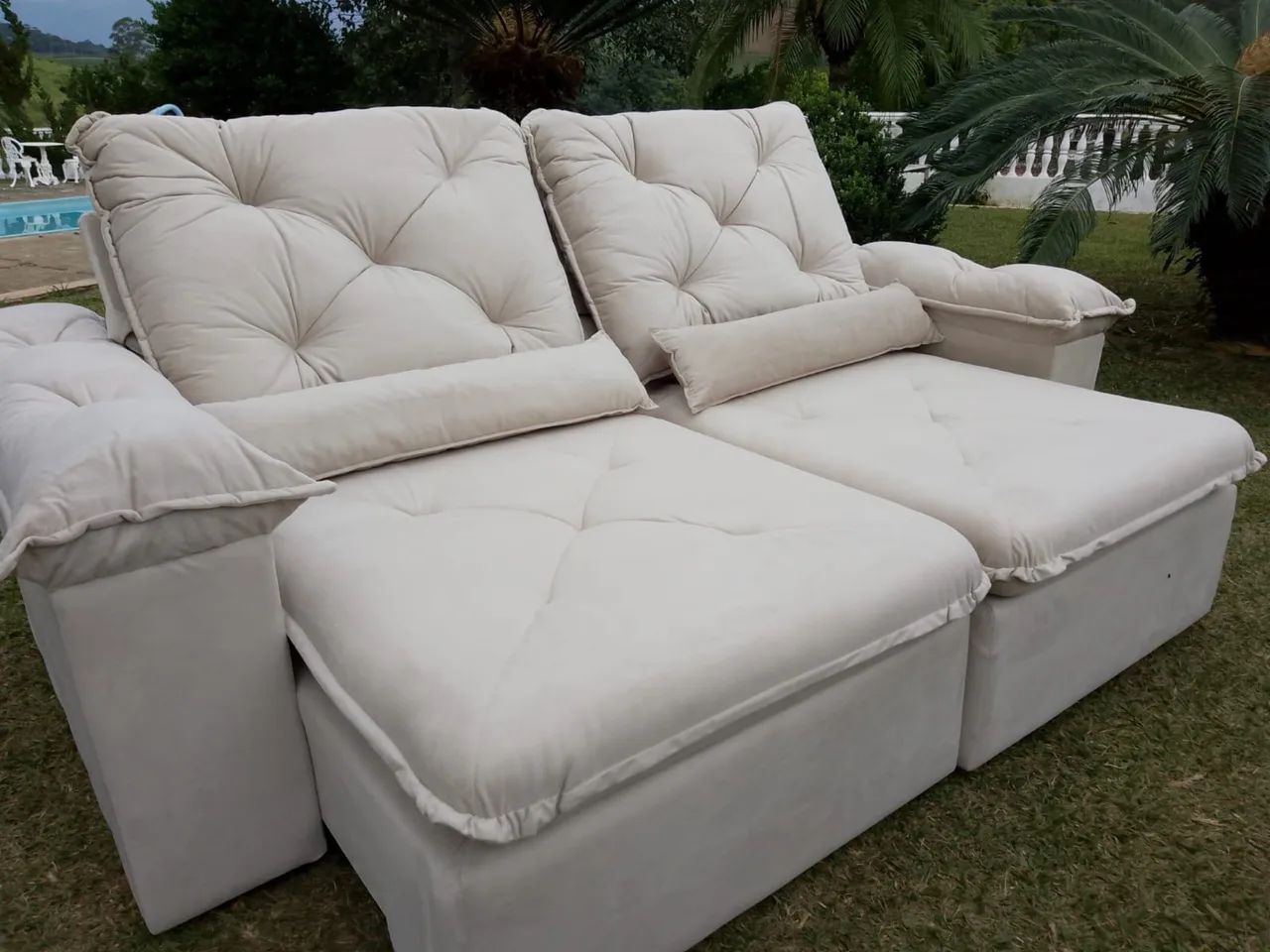 Sofa retratil bege claro luxo 2,30m !!