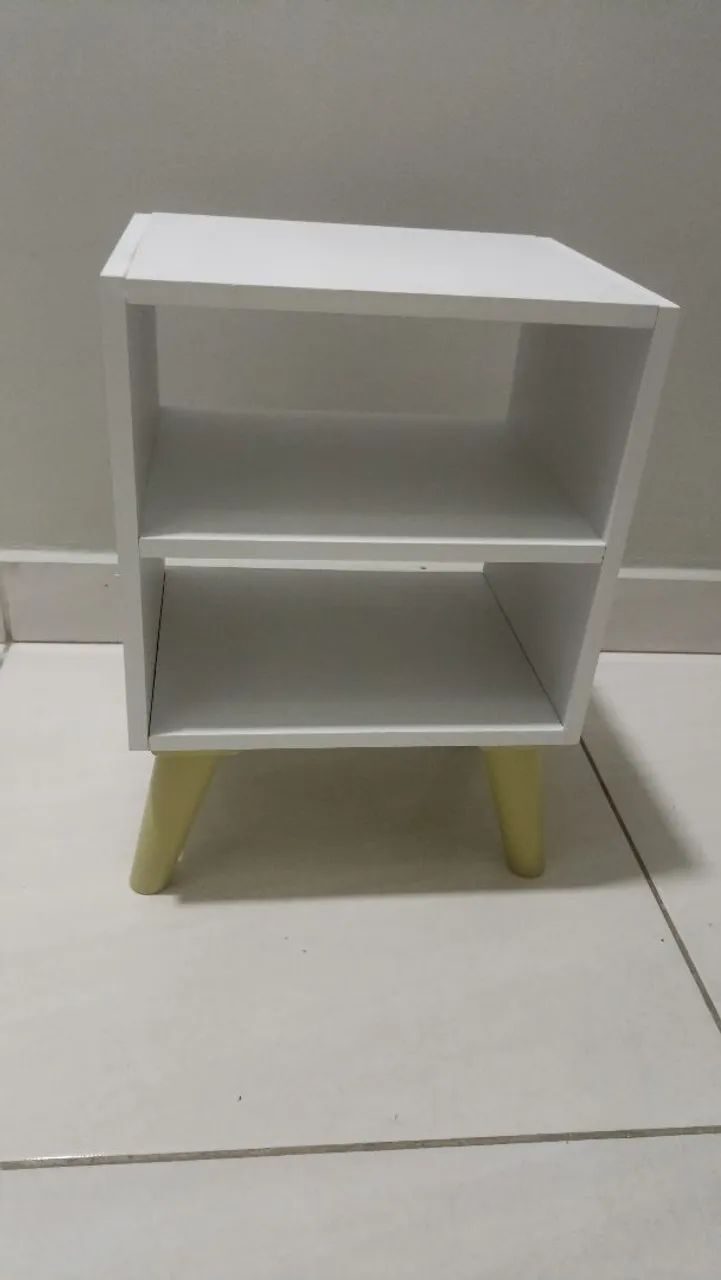 Mesa de cabeceira 