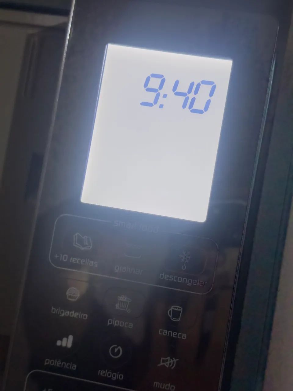 Microondas 30l Brastemp espelhado digital