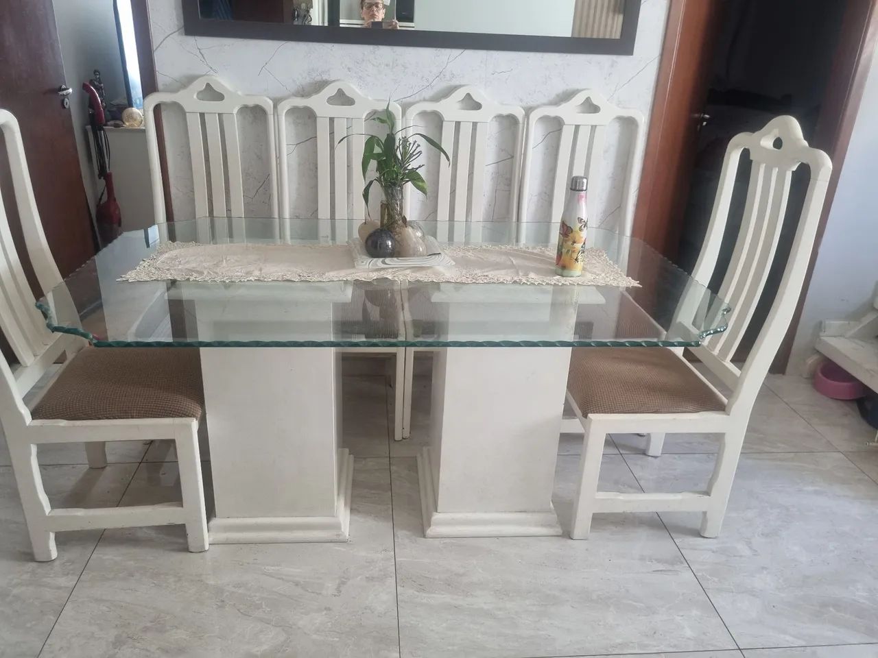 Venda de mesa colonial em perfeito estado - Foto 2