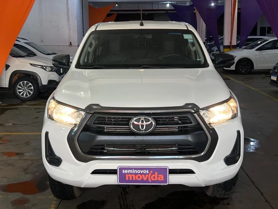 Toyota Hilux Hilux CD SRX Plus 4x4 2.8 TDI Die. Aut. 2024