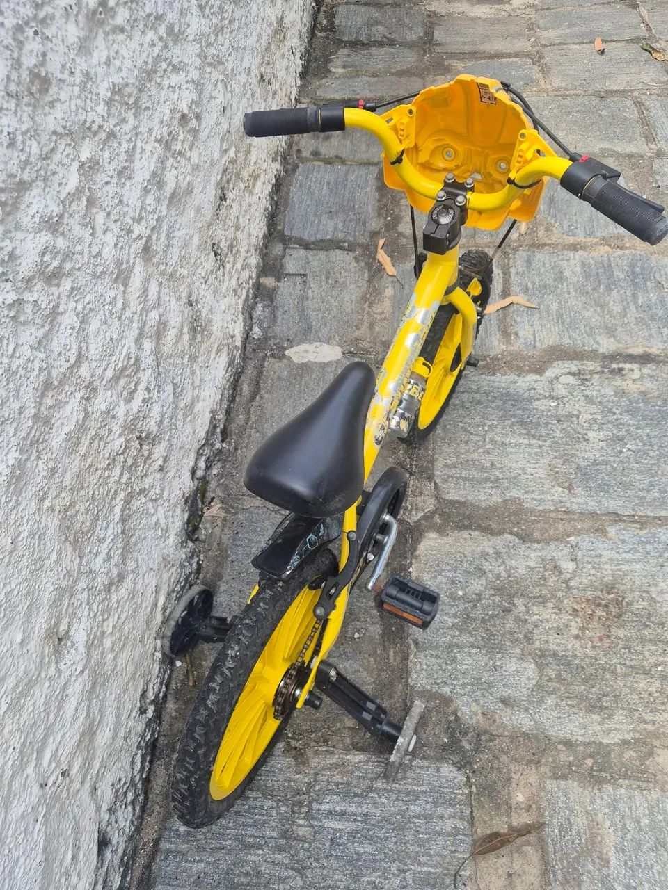 Bicicleta Bandeirante Tranformers Bumblebee - Foto 4