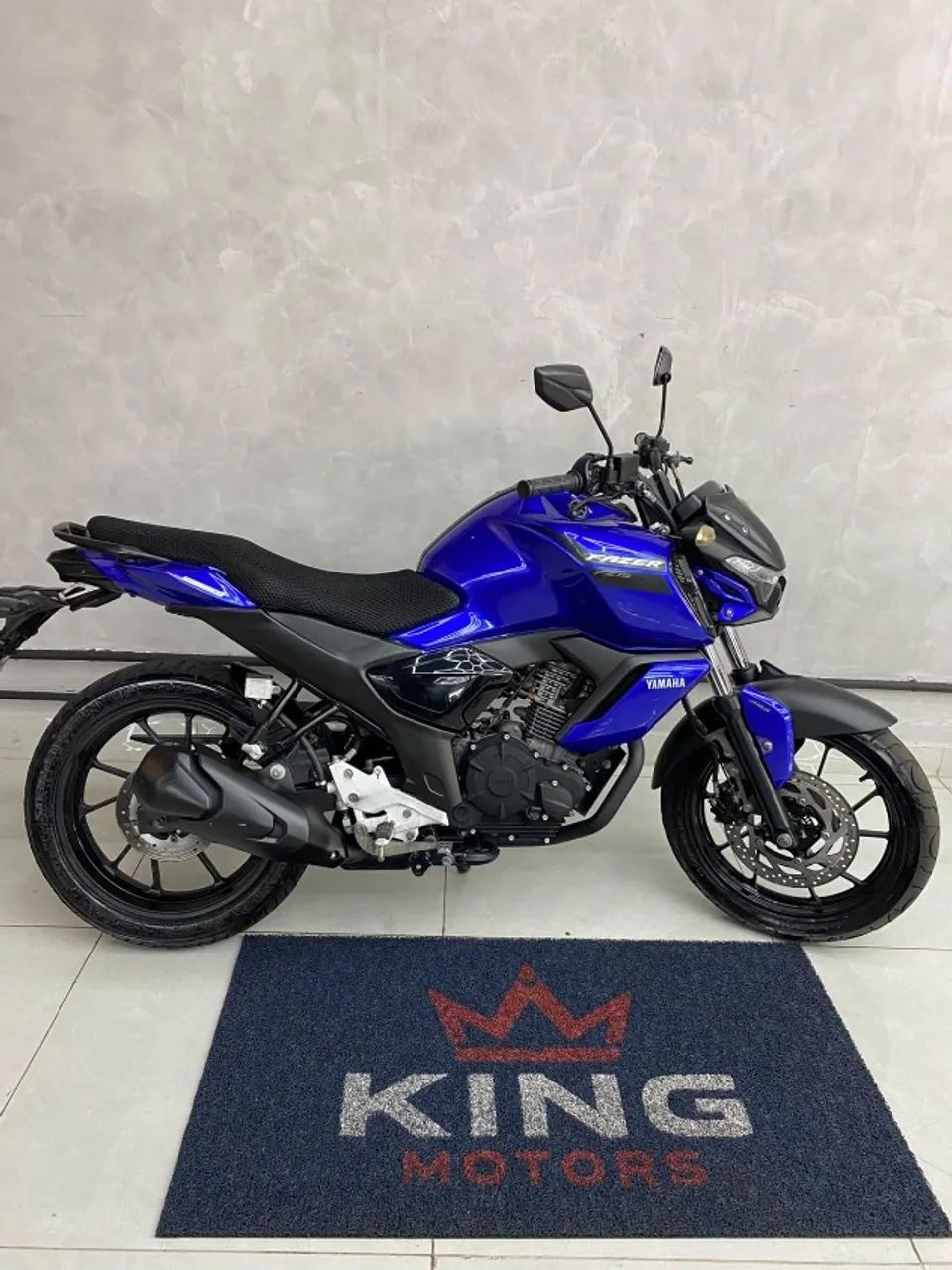 FZ15
