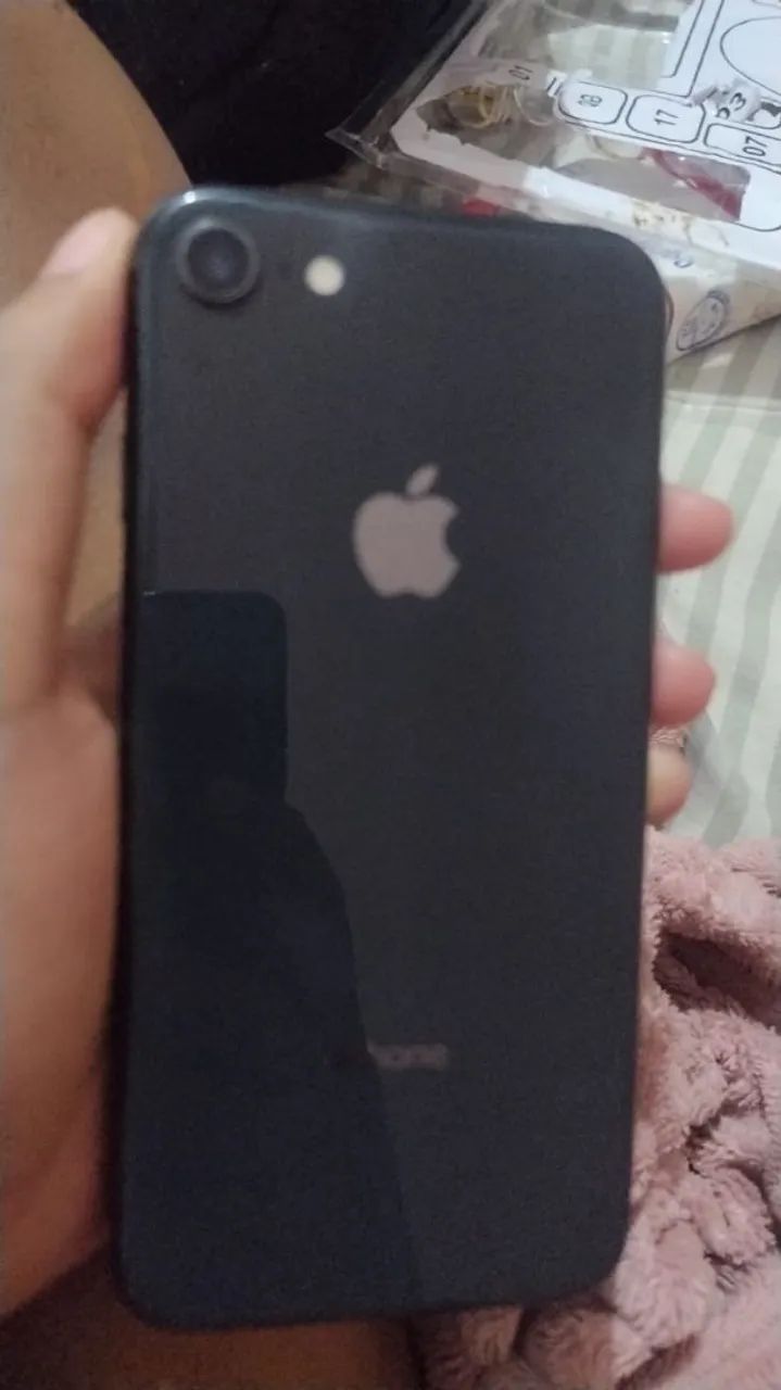 iPhone 8