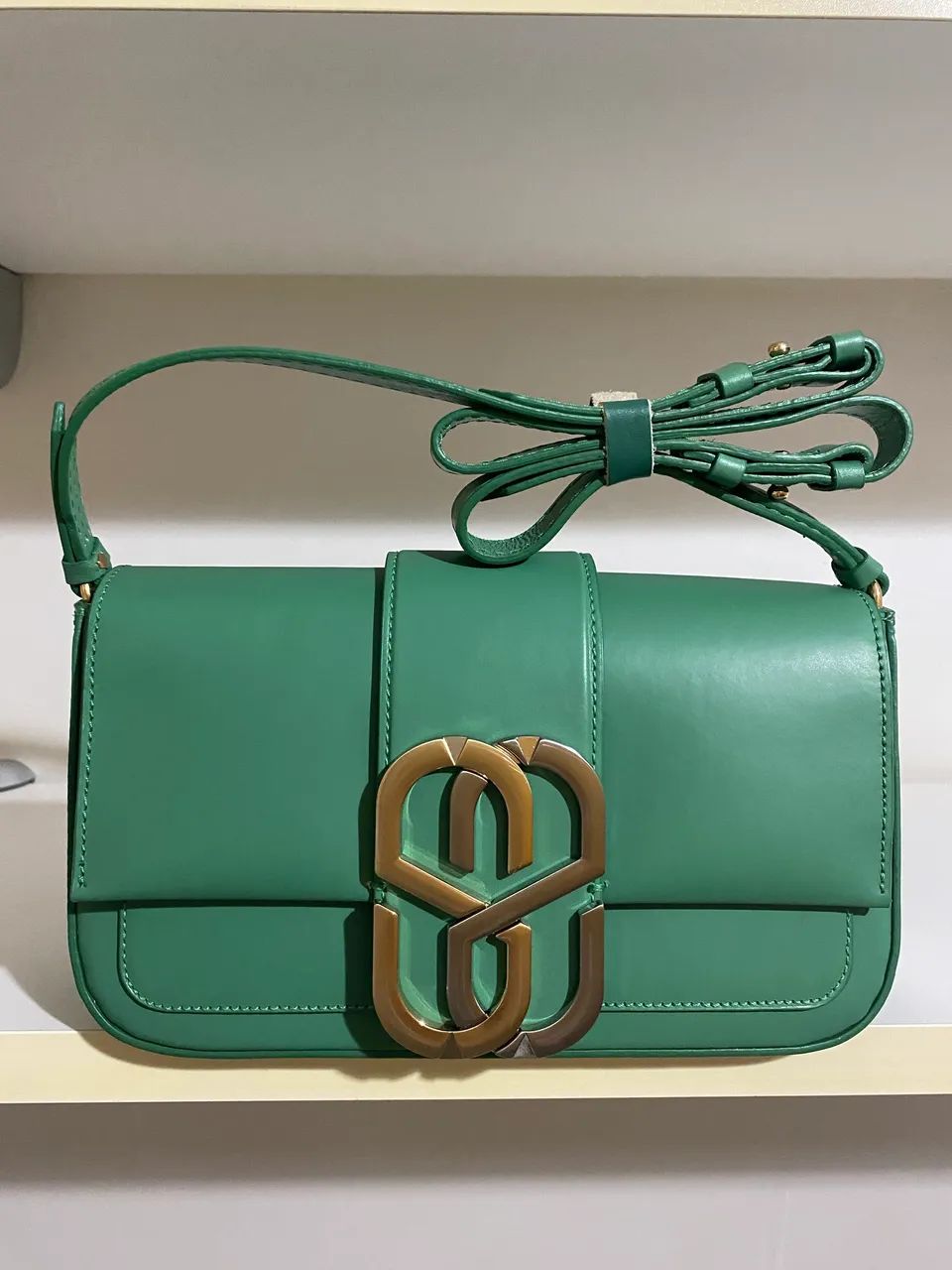 Bolsa Schutz Sophia média verde em couro nova com etiqueta