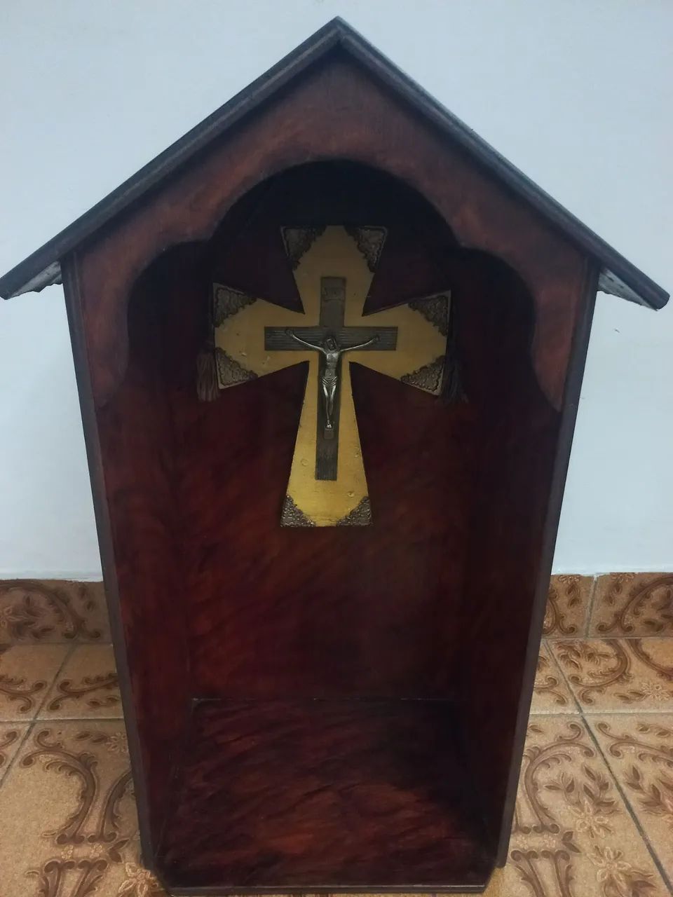 ANTIGO ORATÓRIO CAPELA MADEIRA COM ILUMINAÇÃO  - Foto 2
