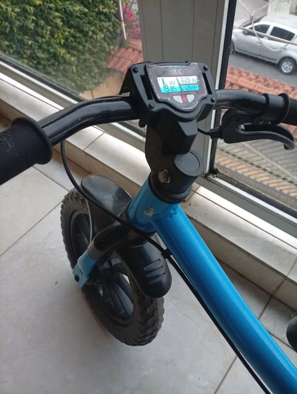 Bike de equilíbrio infantil azul - Foto 2