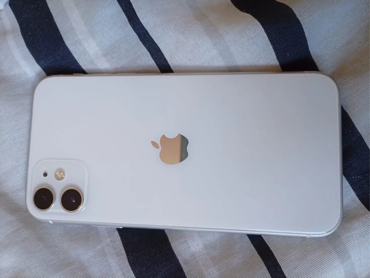 iPhone 11 64GB - Foto 3