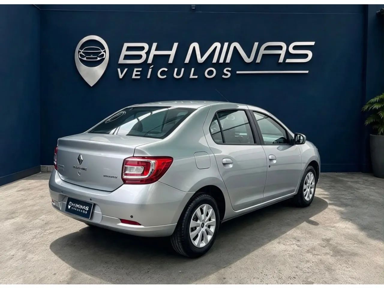Renault Logan Expression Flex 1.6 16V 4P 2019 - Foto 4