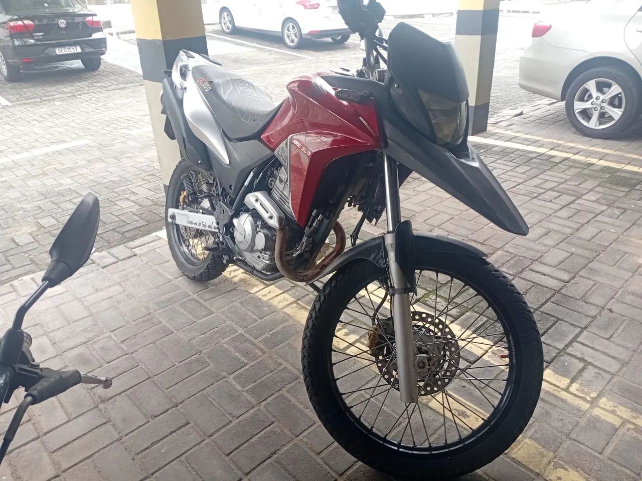 Vendo xre 300 2015 impecável 