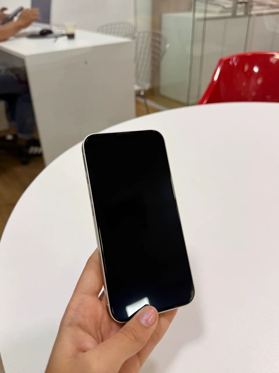 IPHONE 13 1900$ - Foto 3
