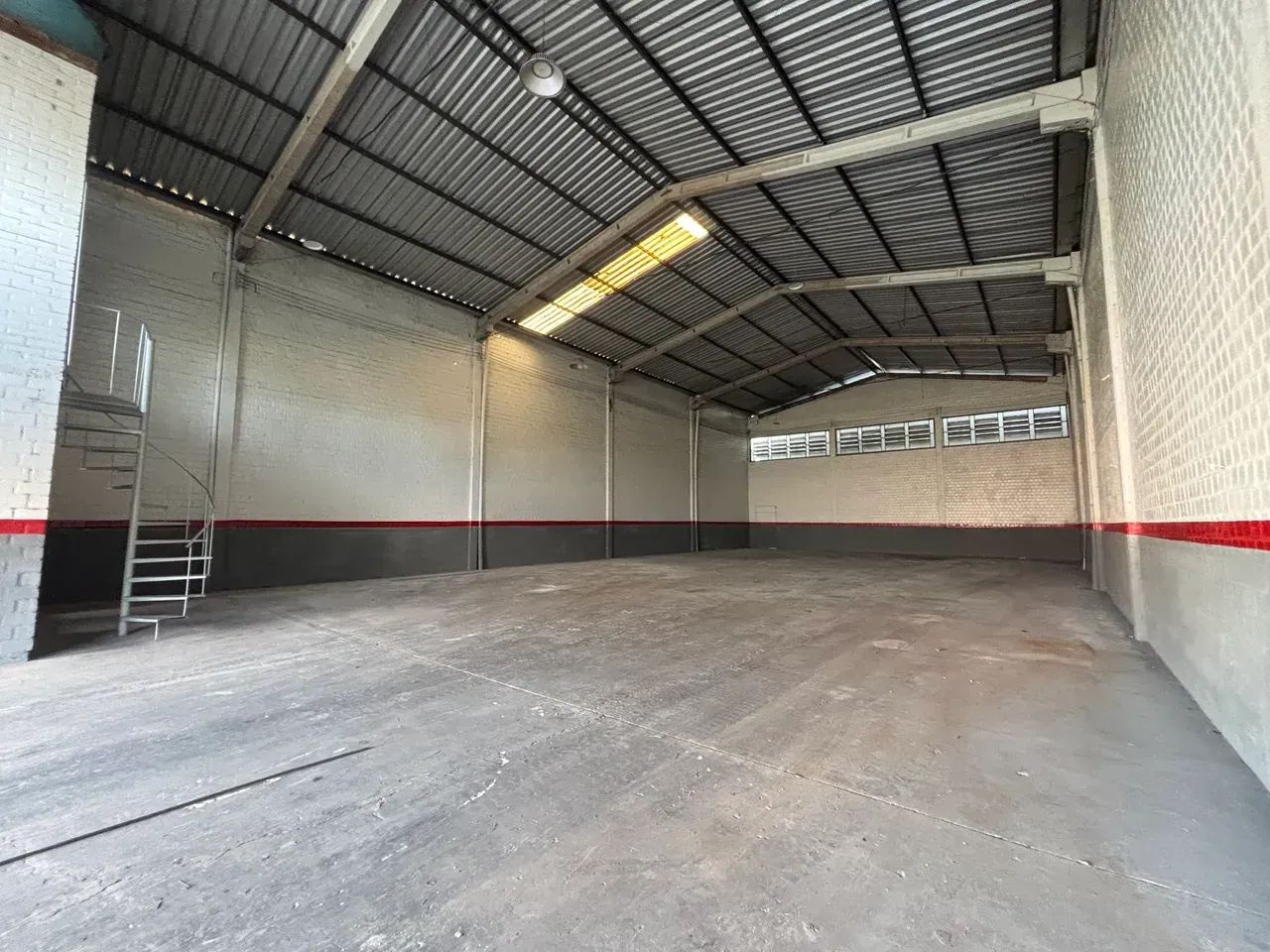 PAVILHÃO INDUSTRIAL PARA LOCAÇÃO - Foto 2