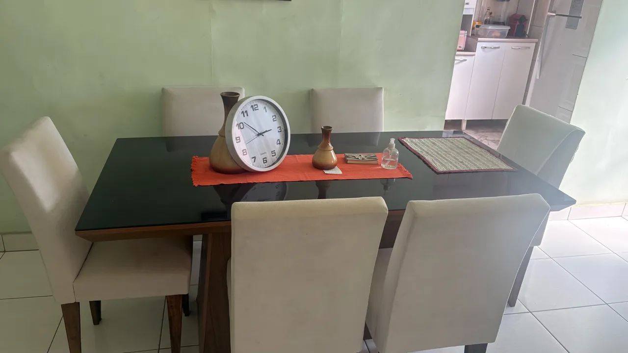 MESA COM 6 CADEIRAS - Foto 4