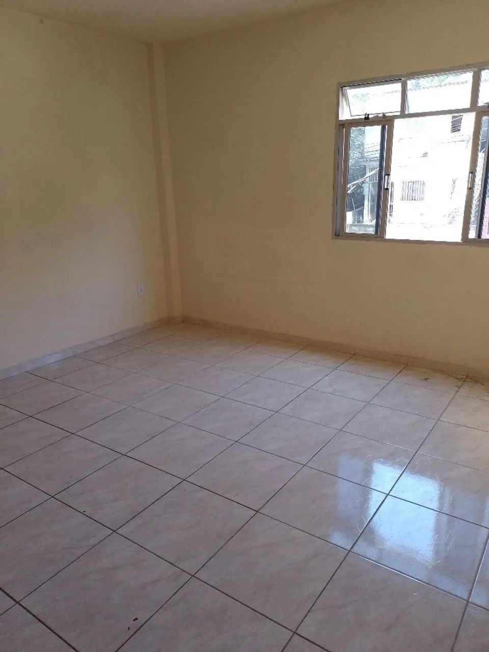 Vendo apartamento pequeno 