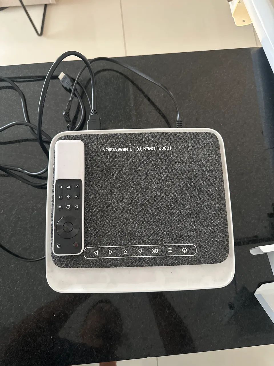 Projetor 100 polegadas  FHD 1080P mais SuPorte parede  - Foto 2