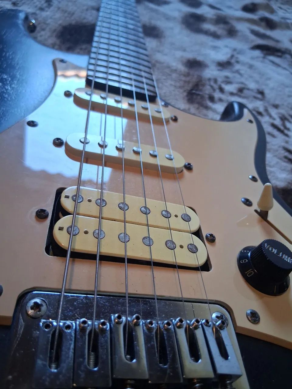 GUITARRA Cort  - Foto 2