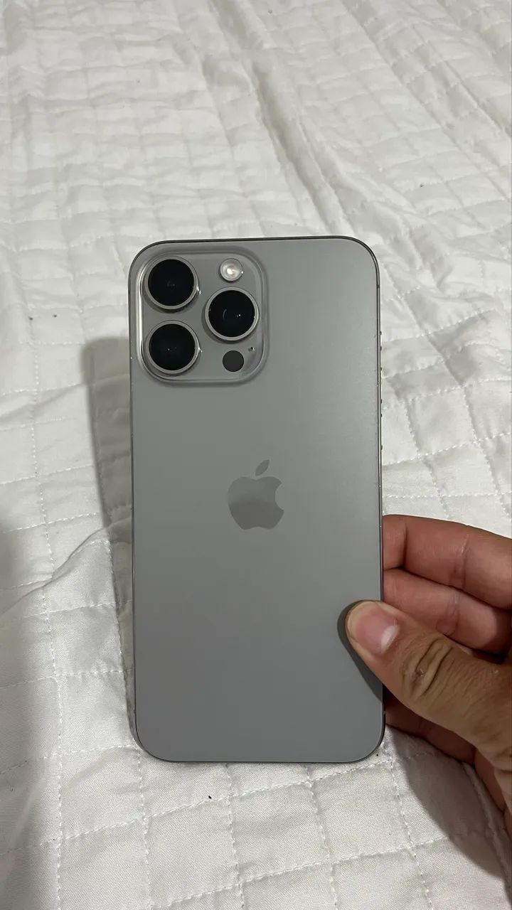 iPhone 15 pro Max 256 - Foto 4