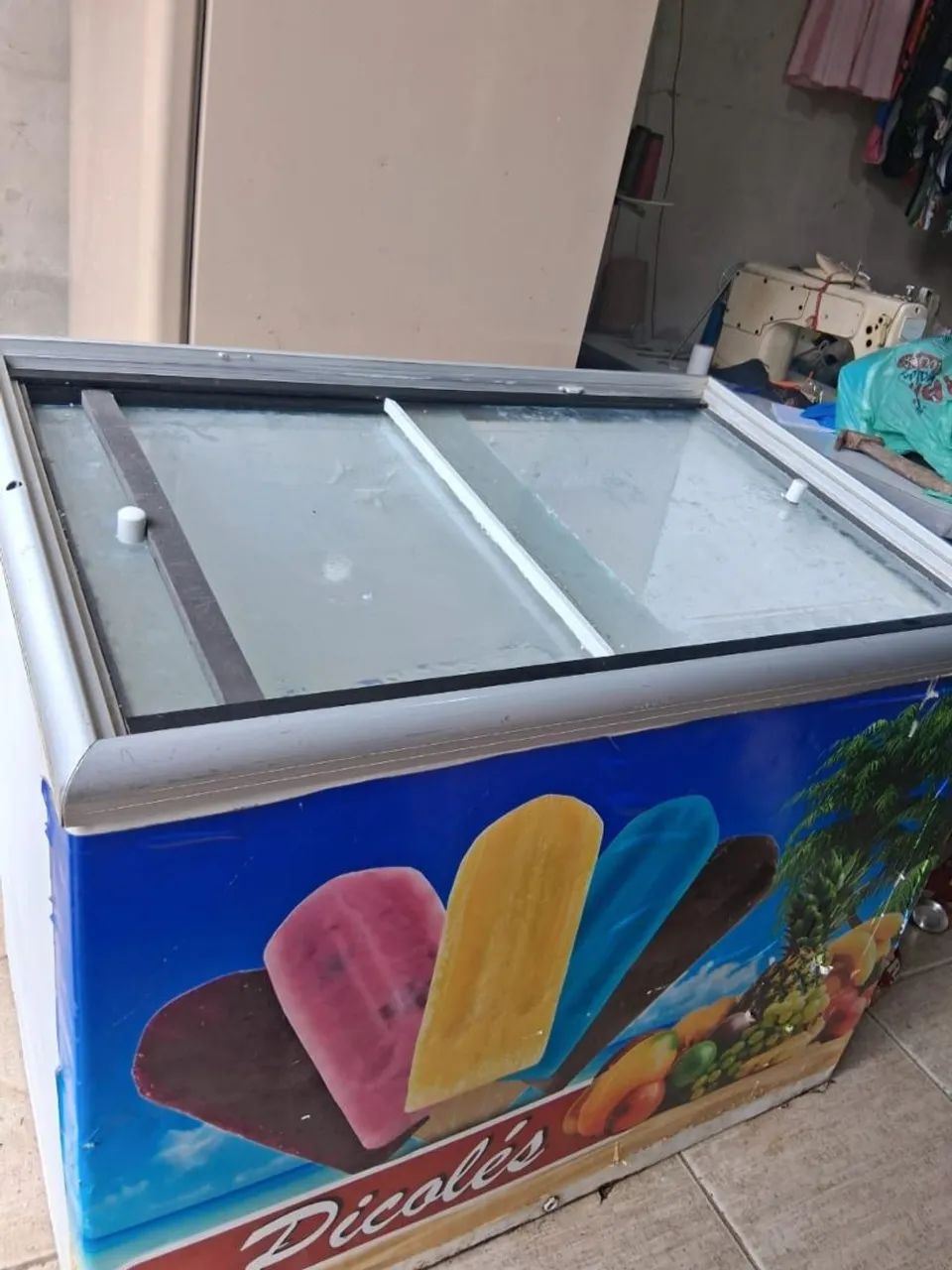 Freezer 320 litros funcioando 