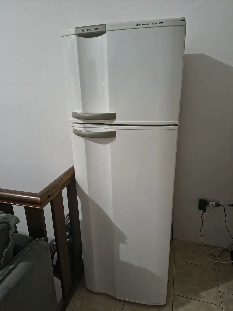 Eletrolux Super Frezer DC34 260L