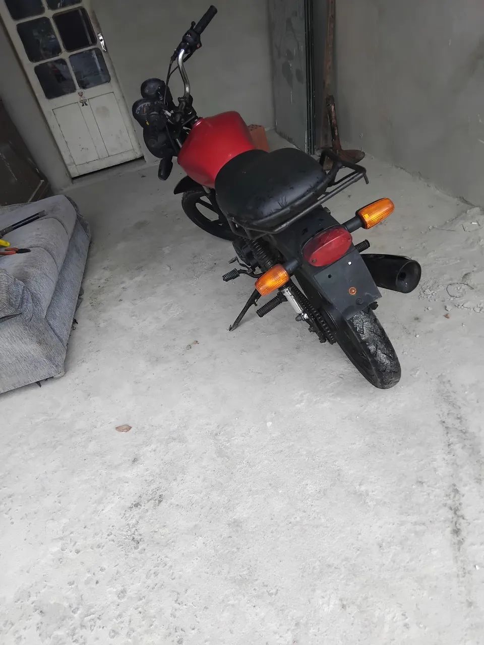 Ta andando
