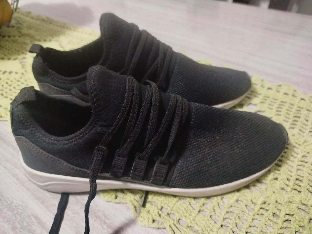 Tênis Preto tamanho 41