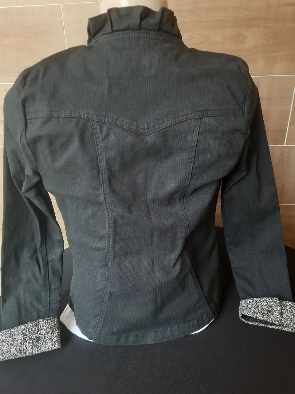Jaqueta Jeans preta - Foto 4