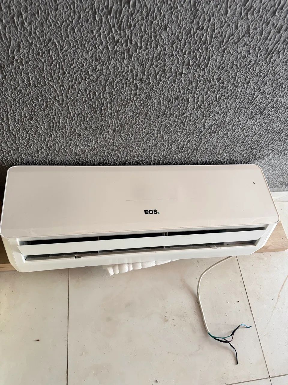 Ar condicionado EOS 18 Mil BTUS