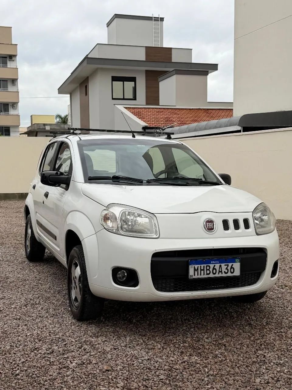 Fiat Uno Vivace/rua 1.0 EVO Fire Flex 8V 5P 2011