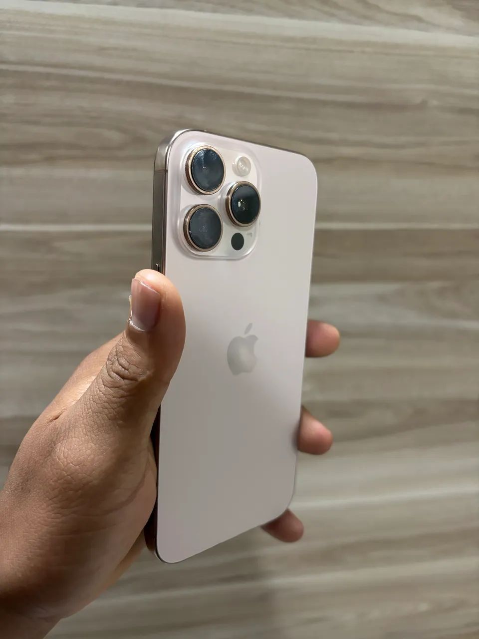 iPhone 16 pro Max vendo ou troco  - Foto 2