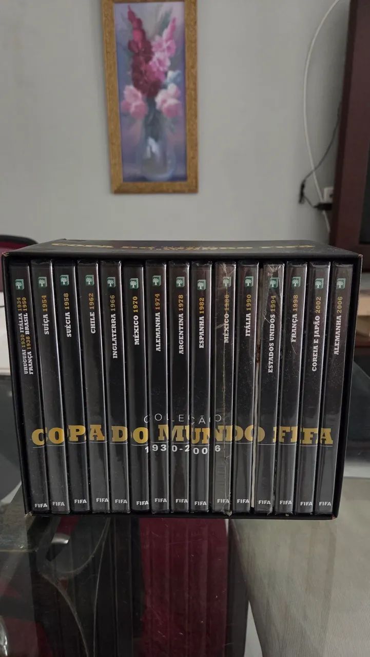 COLEÇÃO DVD's COPA DO MUNDO FIFA 1930-2006 - CDs, DVDs etc