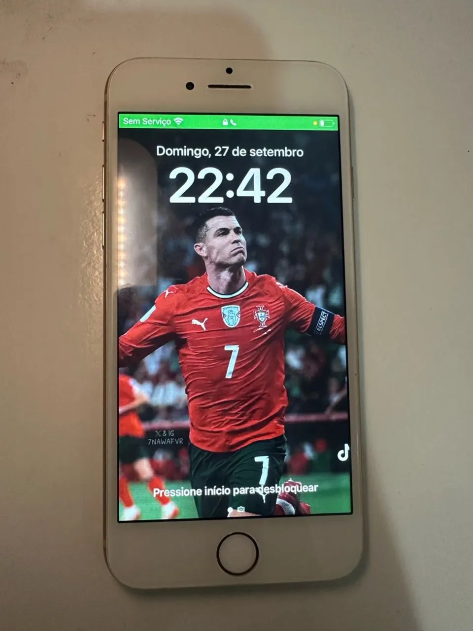iPhone 8