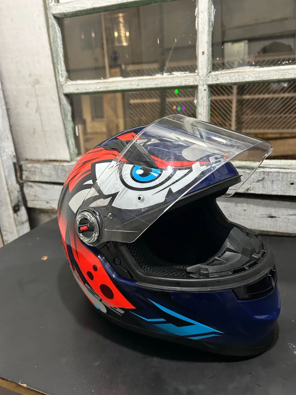Capacete ls2 tribal 
