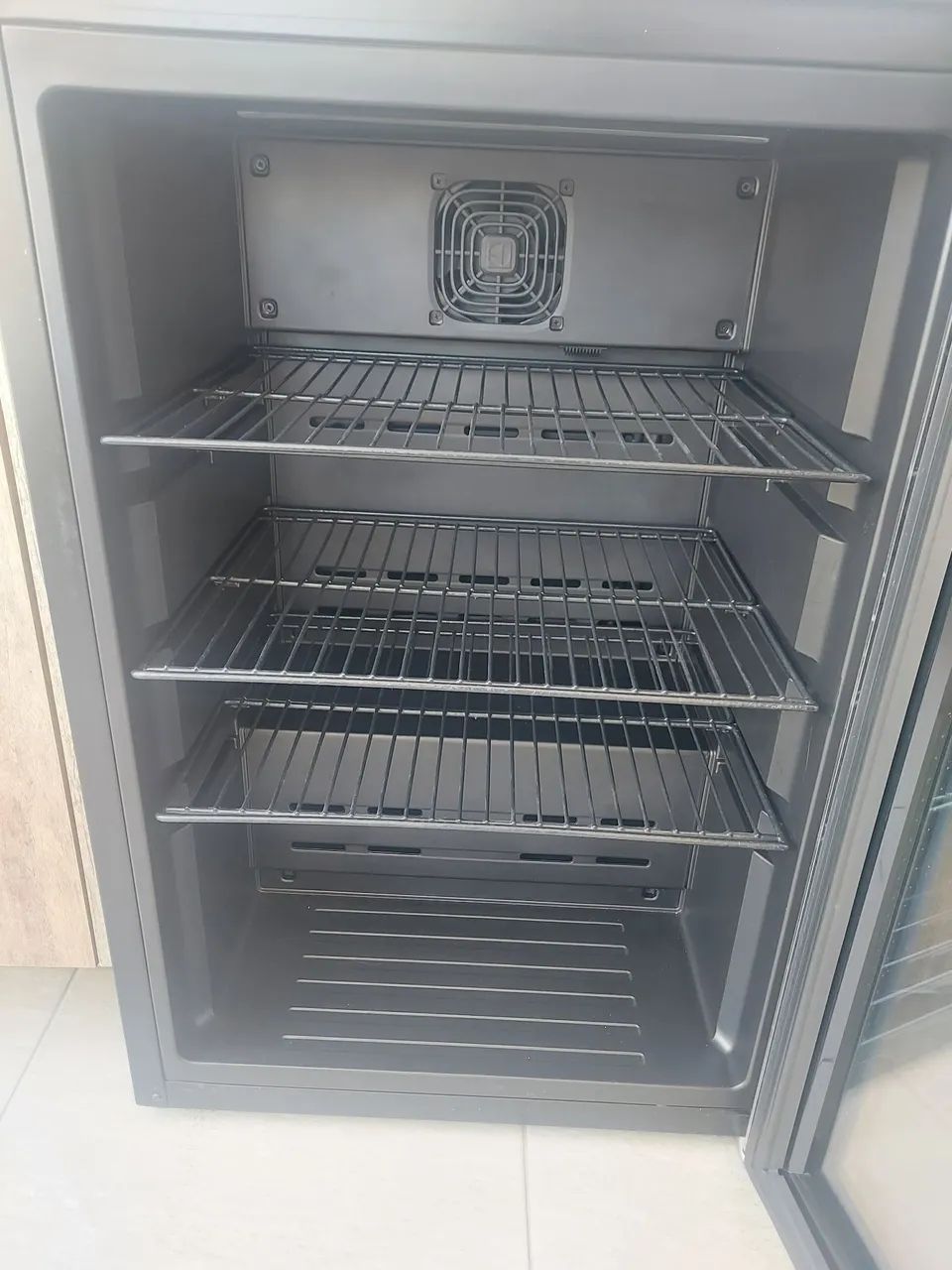 Cervejeira eletrolux frost free  - Foto 4