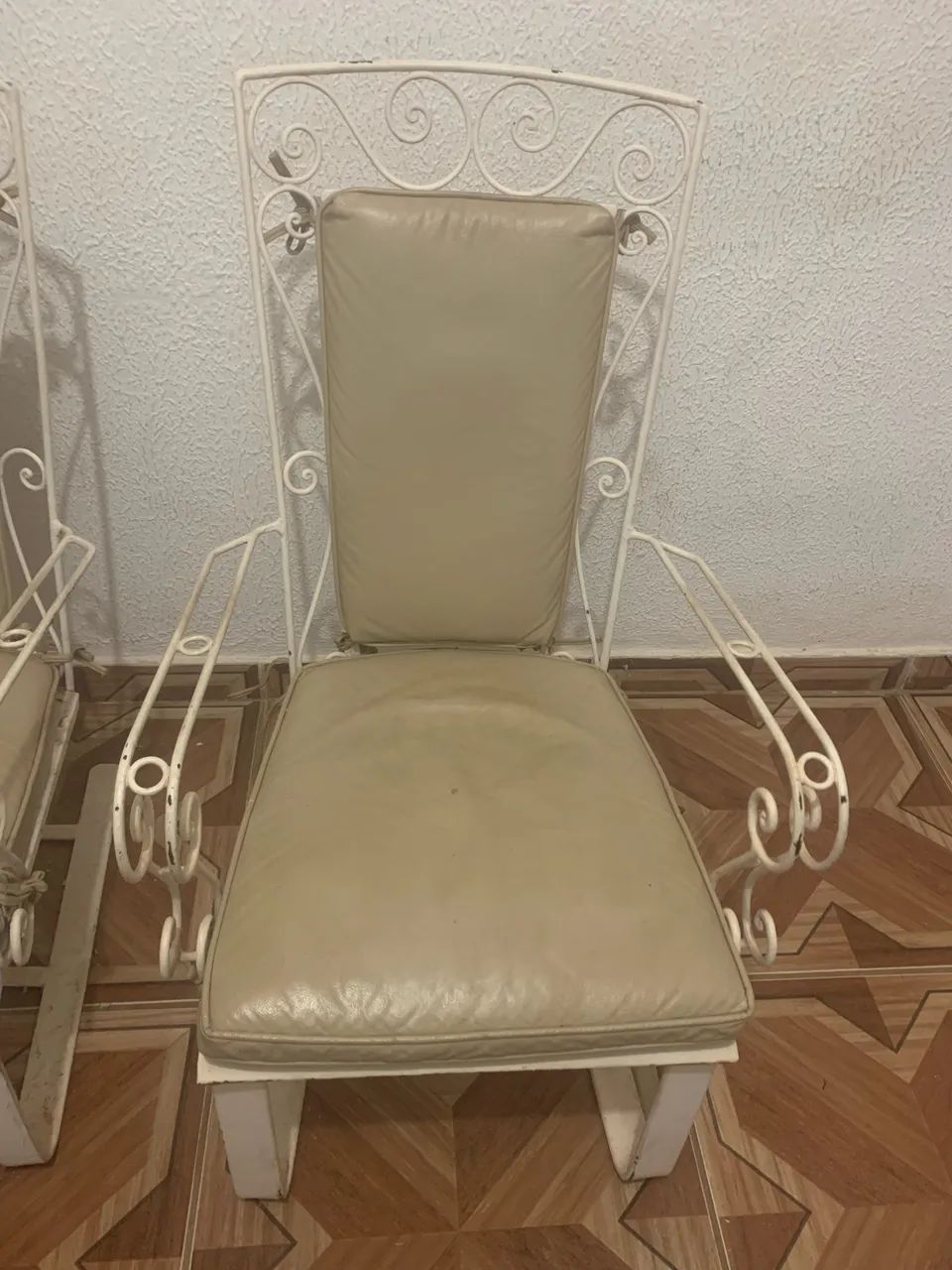 CADEIRA DE BALANÇO 