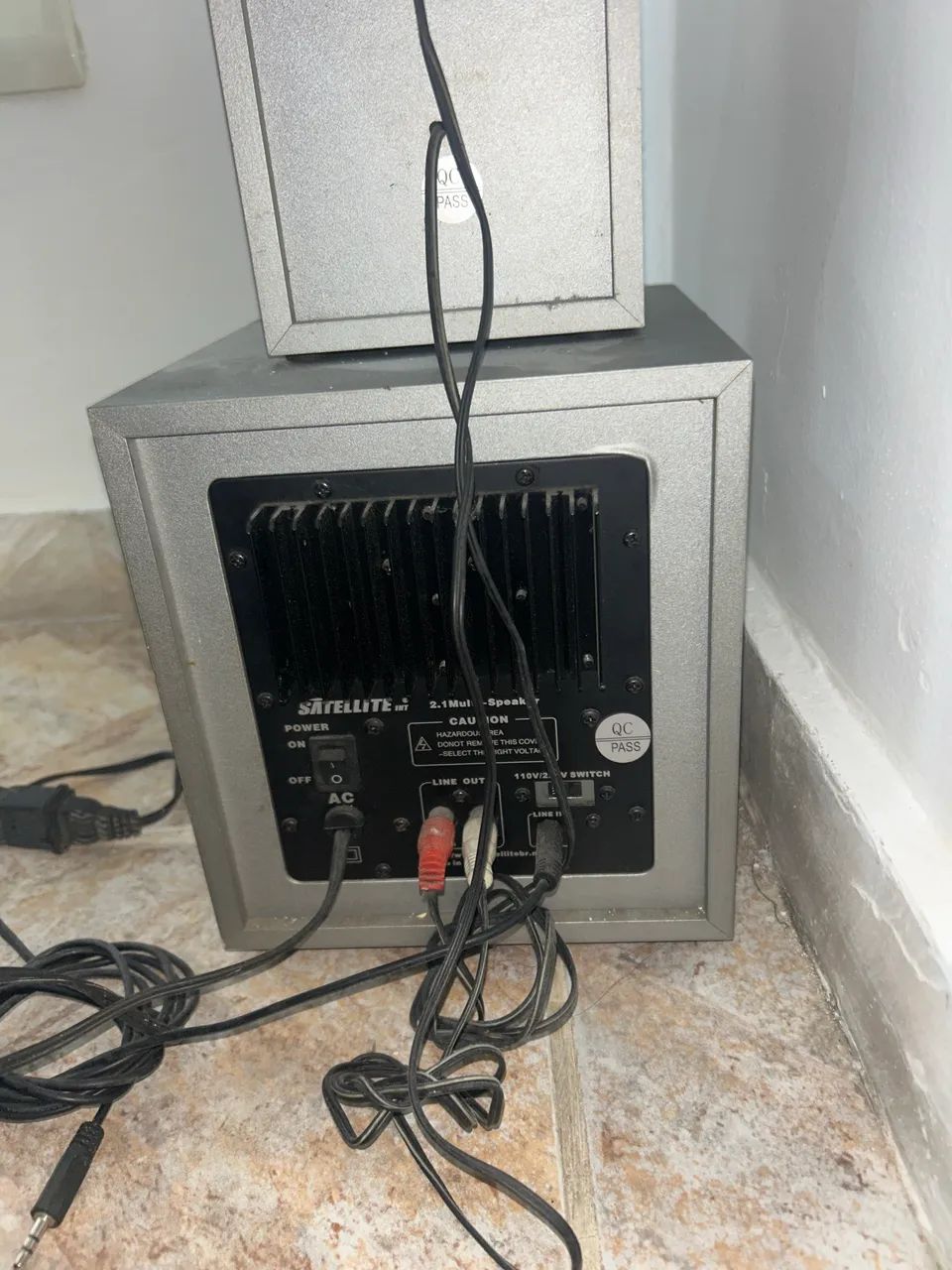 Caixa de som com subwoofer + receptor/transmissor bluetooth - Foto 2