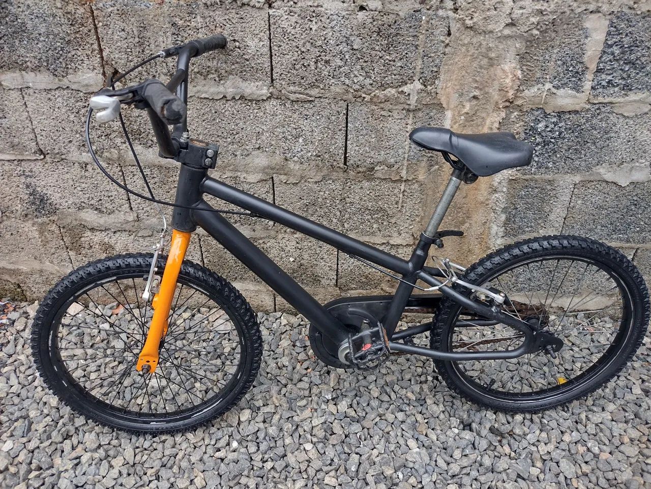 Vendo bicicleta aro 20 funcionando perfeitamente  - Foto 2