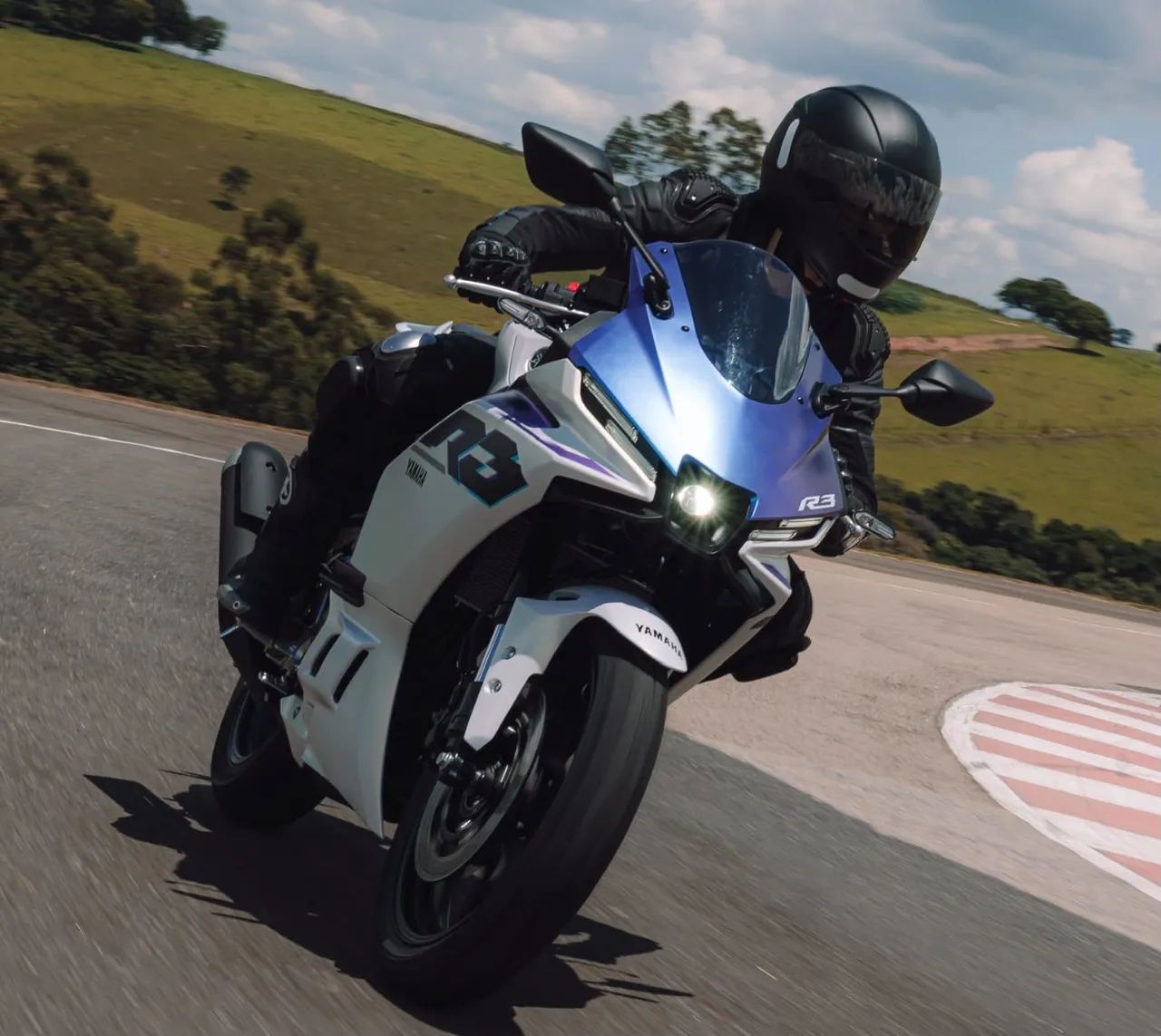 Yamaha R3 ABS  - Foto 2