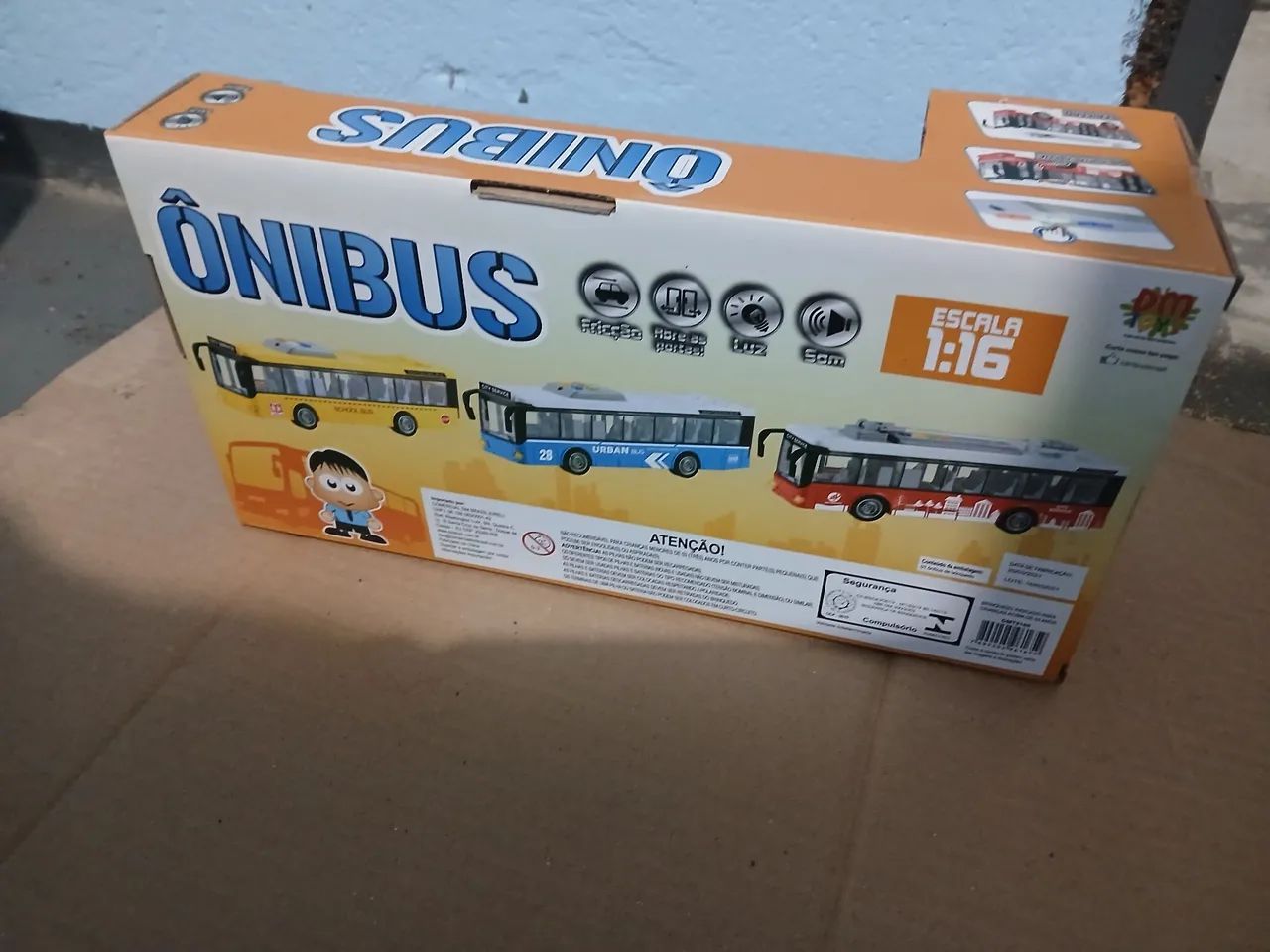Ônibus de brinquedo  - Foto 3