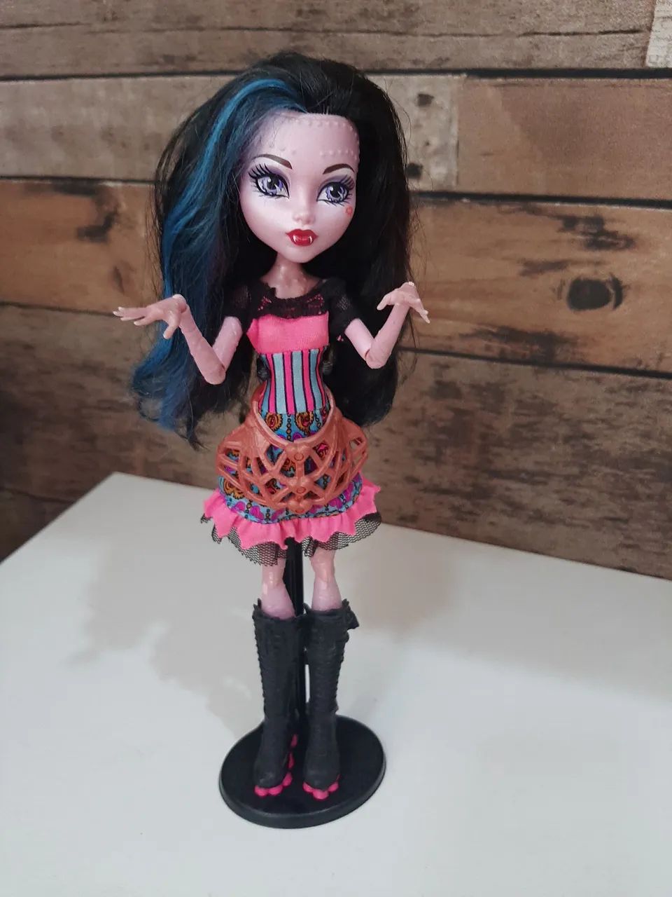 Boneca Monster High Dracubeca