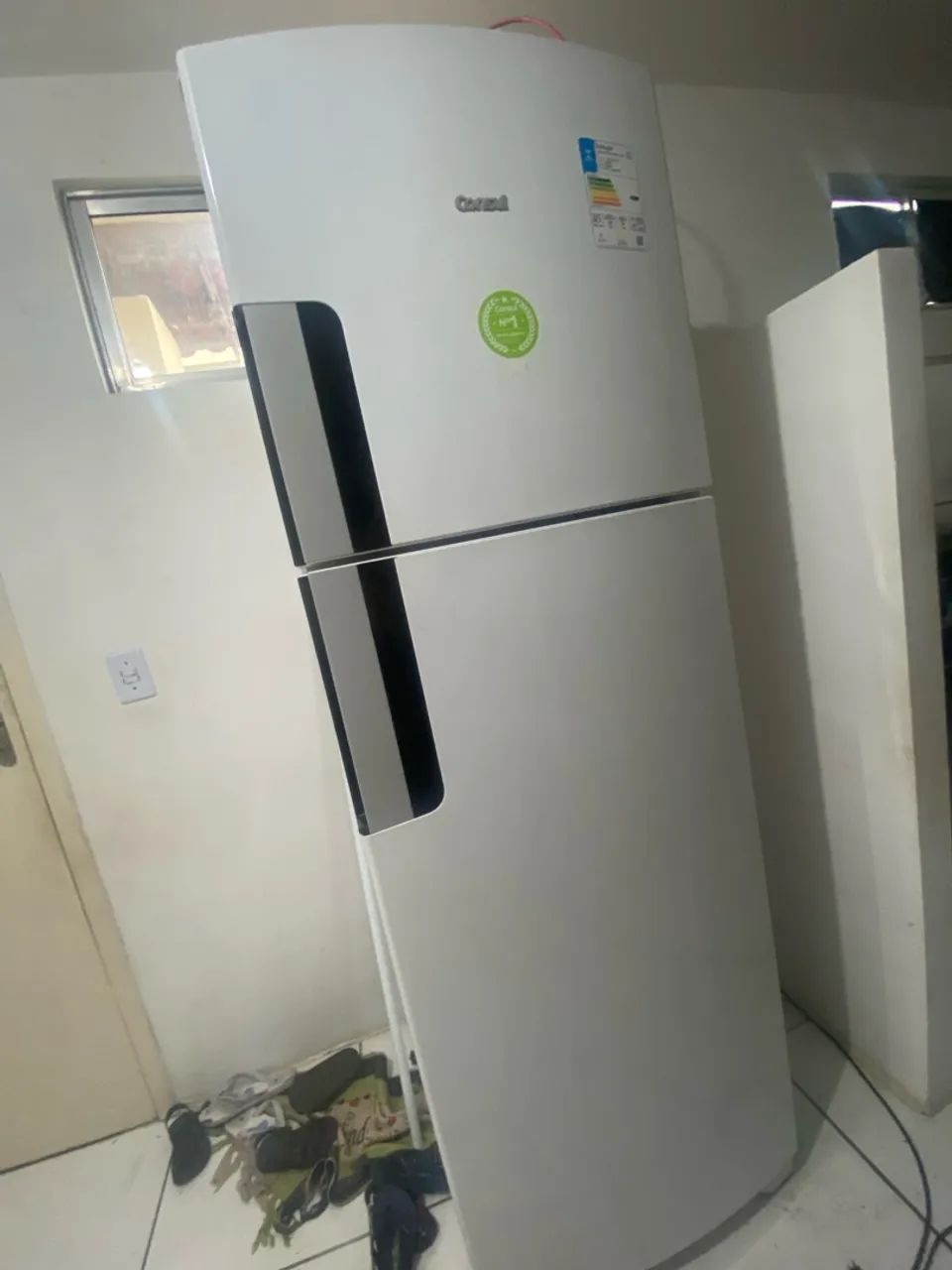 Geladeira semi nova 