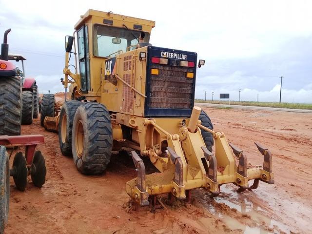 Motoniveladora Caterpillar, modelo 140K, ano 2010, com 6571 horas - Foto 3
