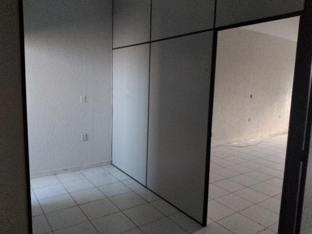 Sala comercial em avenida de grande movimento - Senador Saravia, proximo ao Sup. Assai - Foto 3
