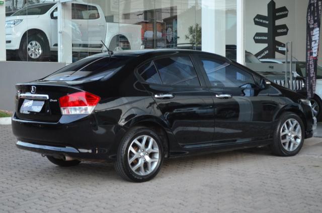 Honda City 1.5 ex flex 4p manual *completo*ipva 2019 pago*segundo dono - Foto 8