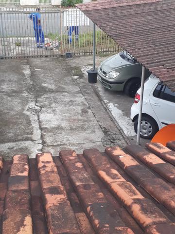Sobrado em Pinhais vendo ou troco por casa térrea ou apartamento - Foto 9
