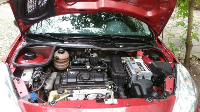 Peugeout 207 HB XR 1.4 2013 - Foto 7
