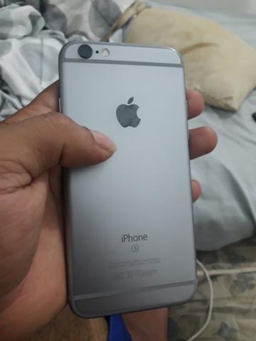 V/T iPhone 6s 64gb com caixa semi novo - Foto 2