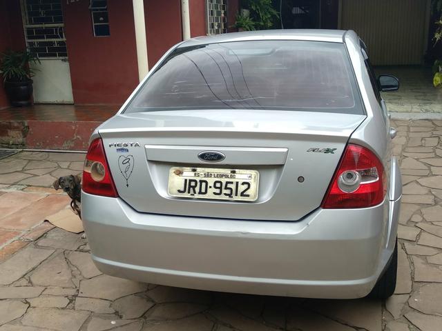 Fiesta Sedan Flex 2008 1.0 Usado