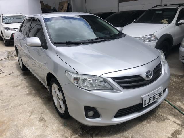 Toyota Corolla XEI 2.0 Automático Ano 2013/Modelo 2014 - Foto 2